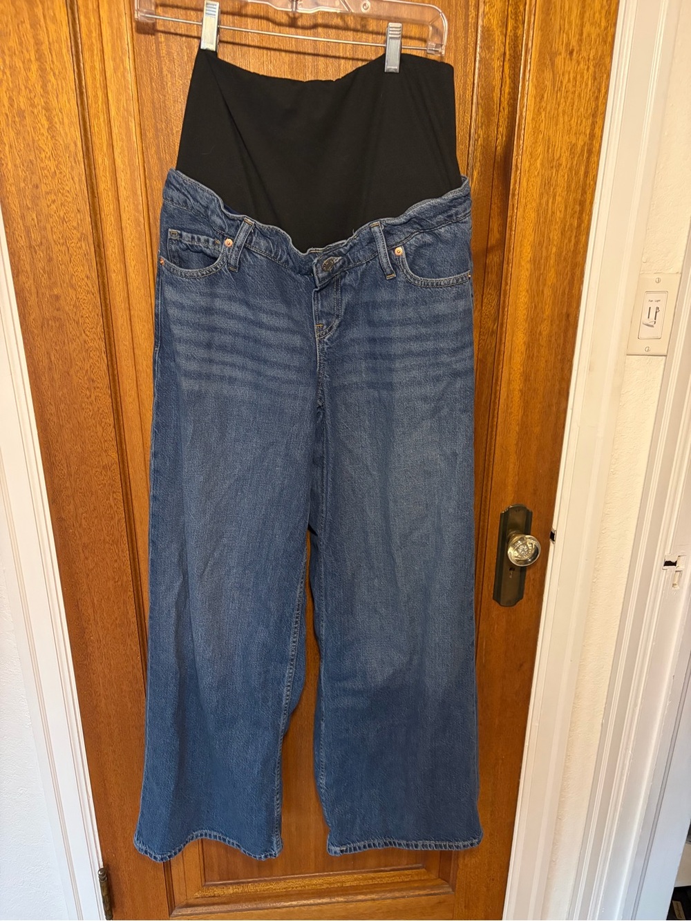 GAP Wide-Leg Blue Maternity Jeans with Blue Waist Panel (TALL)